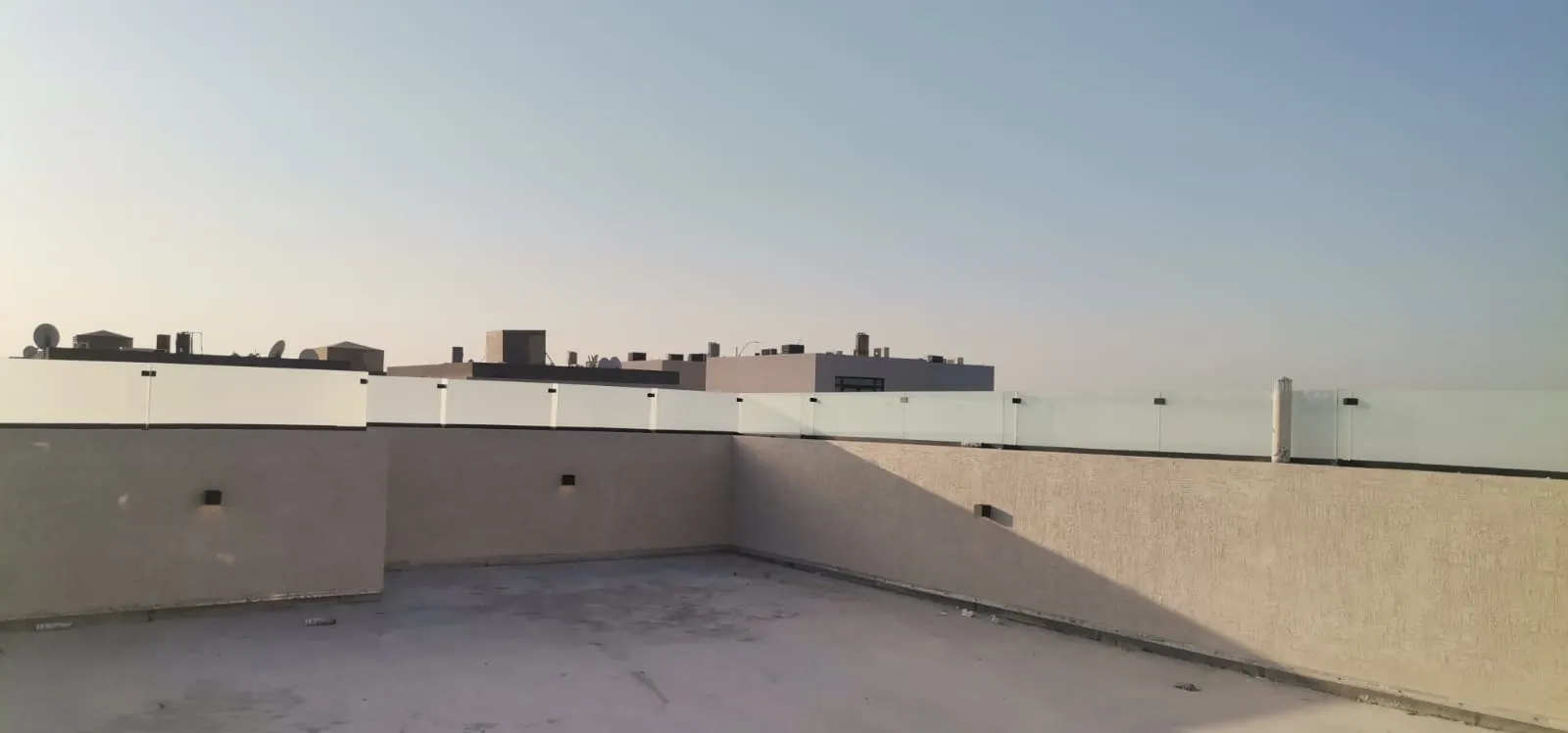 اسكاي لايت وساتر زجاج